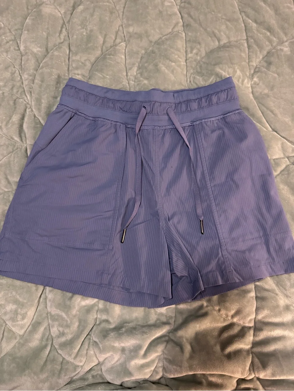 lululemon Dance Studio High Rise Shorts 3.5” inseam Oasis Blue Size 2